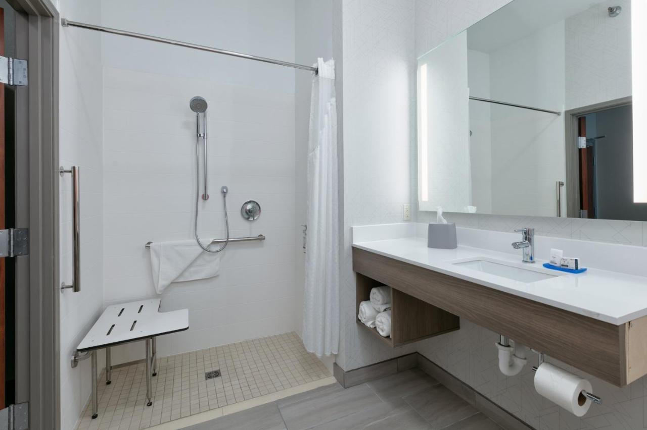 Holiday Inn Express Hotel & Suites Shakopee By Ihg Exterior foto
