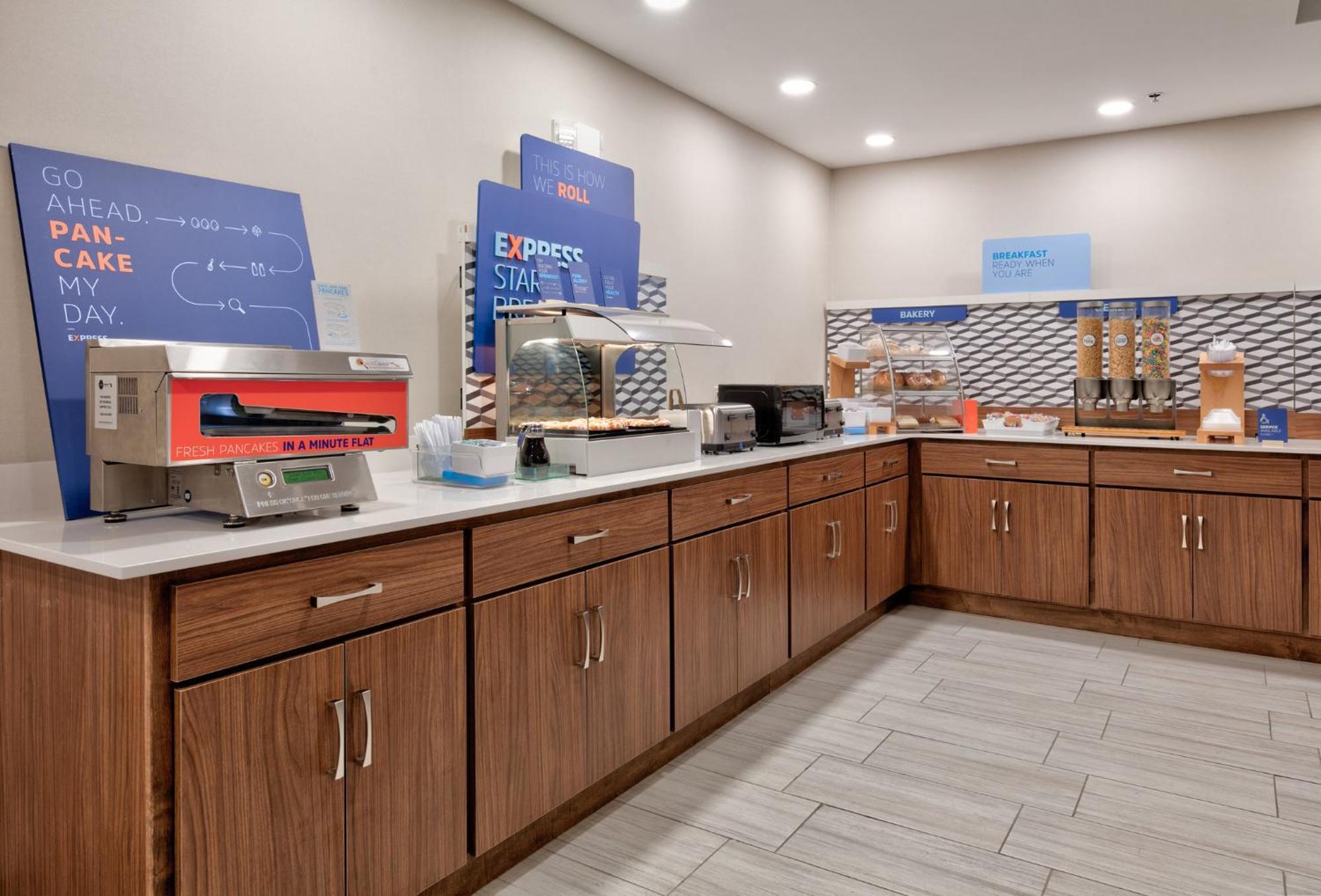 Holiday Inn Express Hotel & Suites Shakopee By Ihg Exterior foto